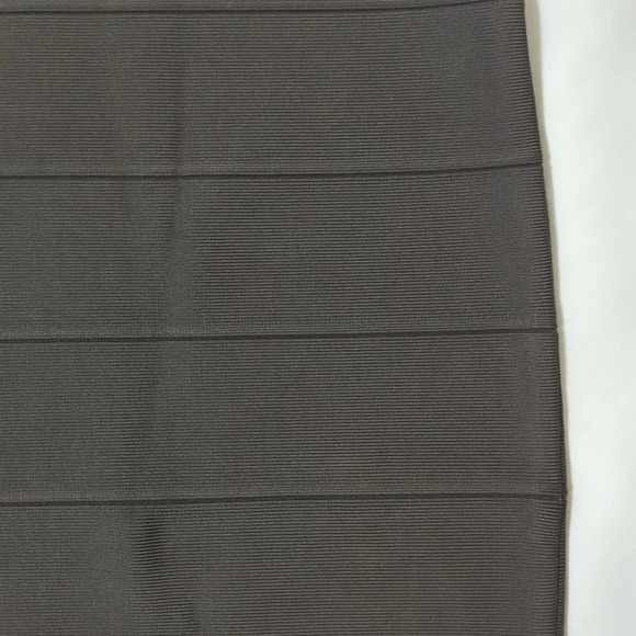 BCBGMAXAZRIA Leger Knit Bandage Pencil Skirt, Color Dark Fatigue Size XXS - Picture 4 of 12